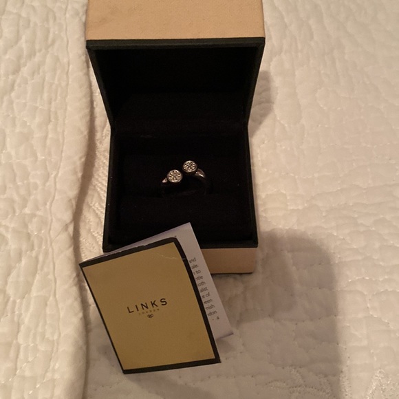Links of London Diamond Sterling Silver Ring, size 4, 5, adjustable sizing - Picture 6 of 6